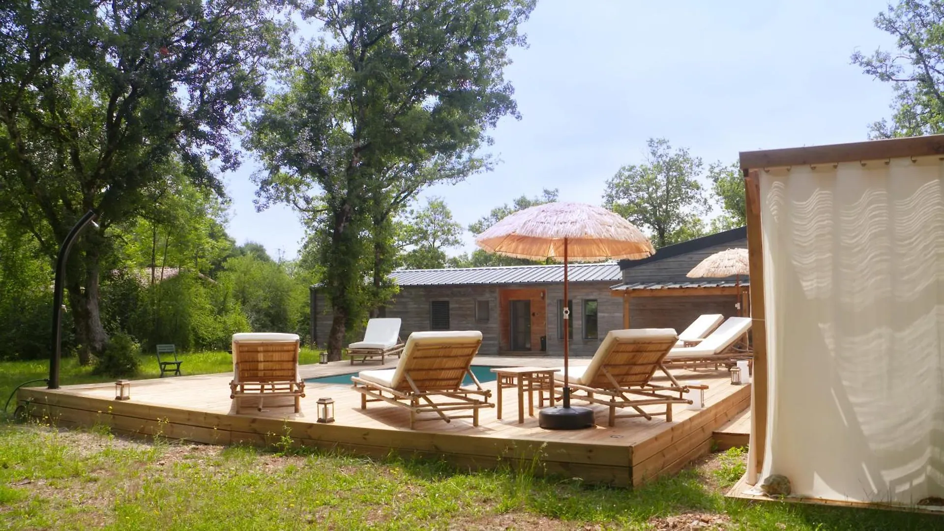 Villa Maison Avec Terrasse En Bois Et Piscine Varaire Franciaország