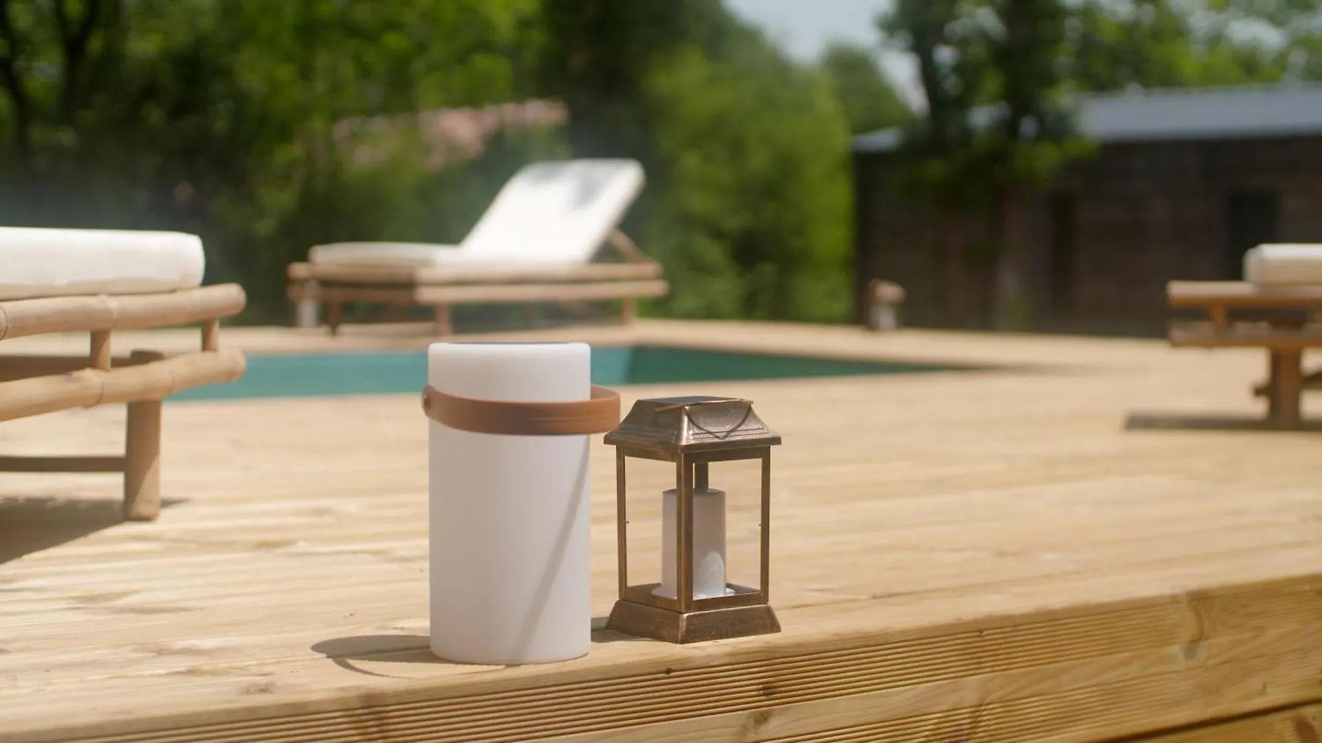 Maison Avec Terrasse En Bois Et Piscine Varaire